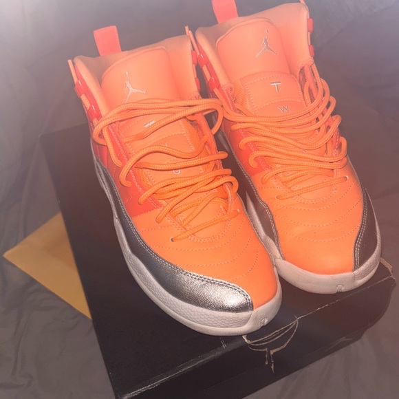 Limited edition girls Jordans - Picture 2 of 4